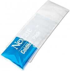 Reusable Nexcare cold hot pack in protective cover for pain relief or injury care